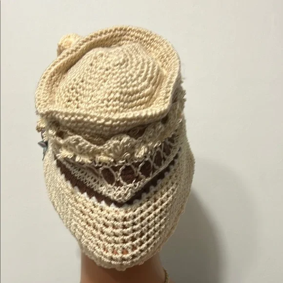 Elegant Cream Crochet Hat with Floral Accents display picture 2